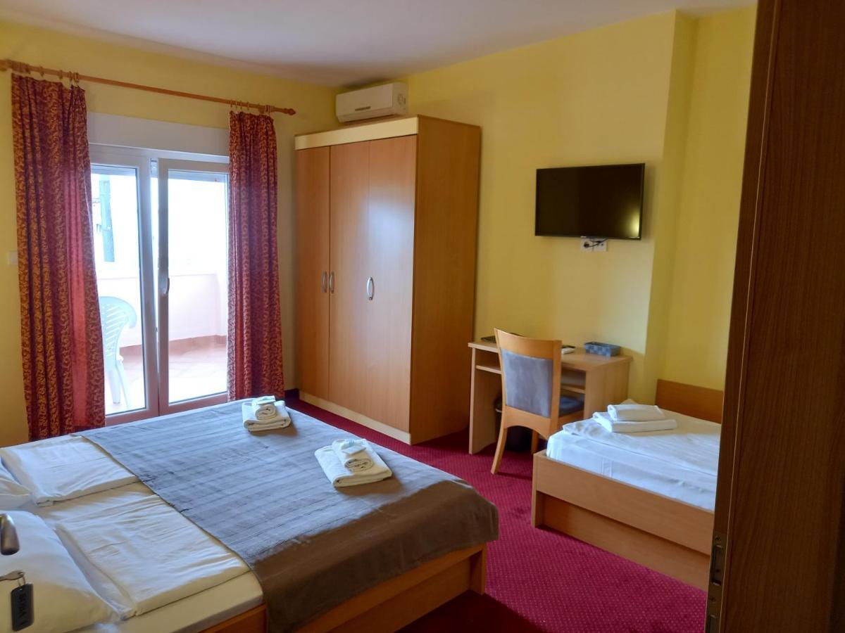 Apartmani Simon Lopar Quarto foto