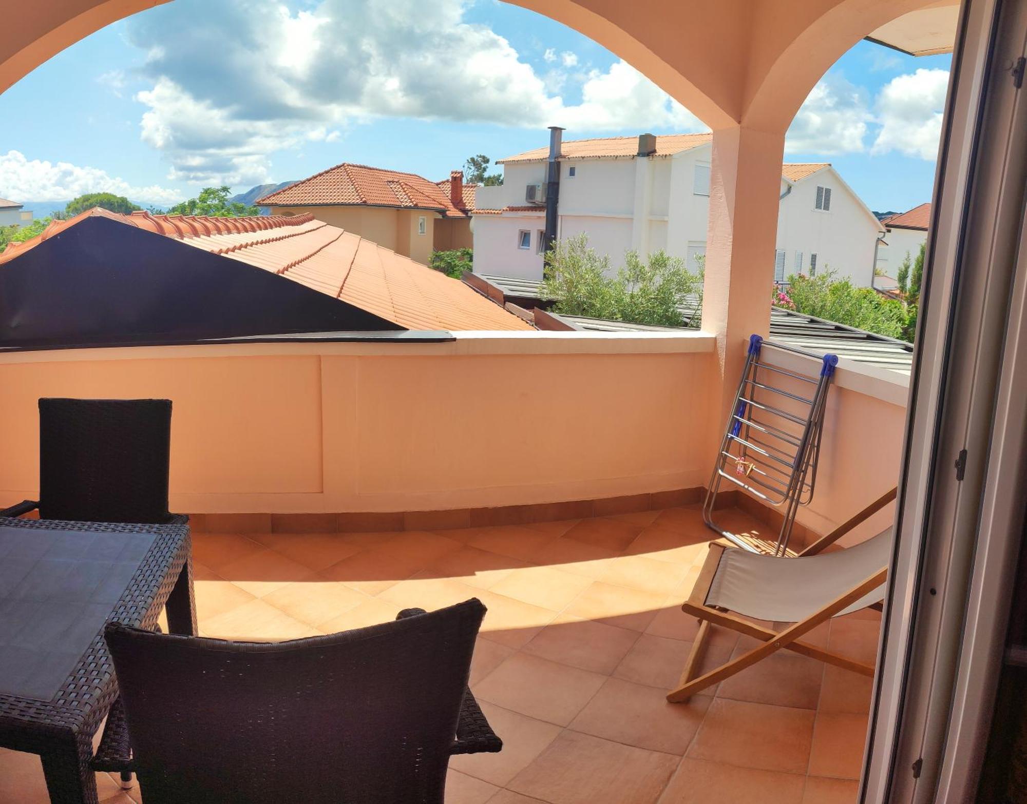 Apartmani Simon Lopar Exterior foto