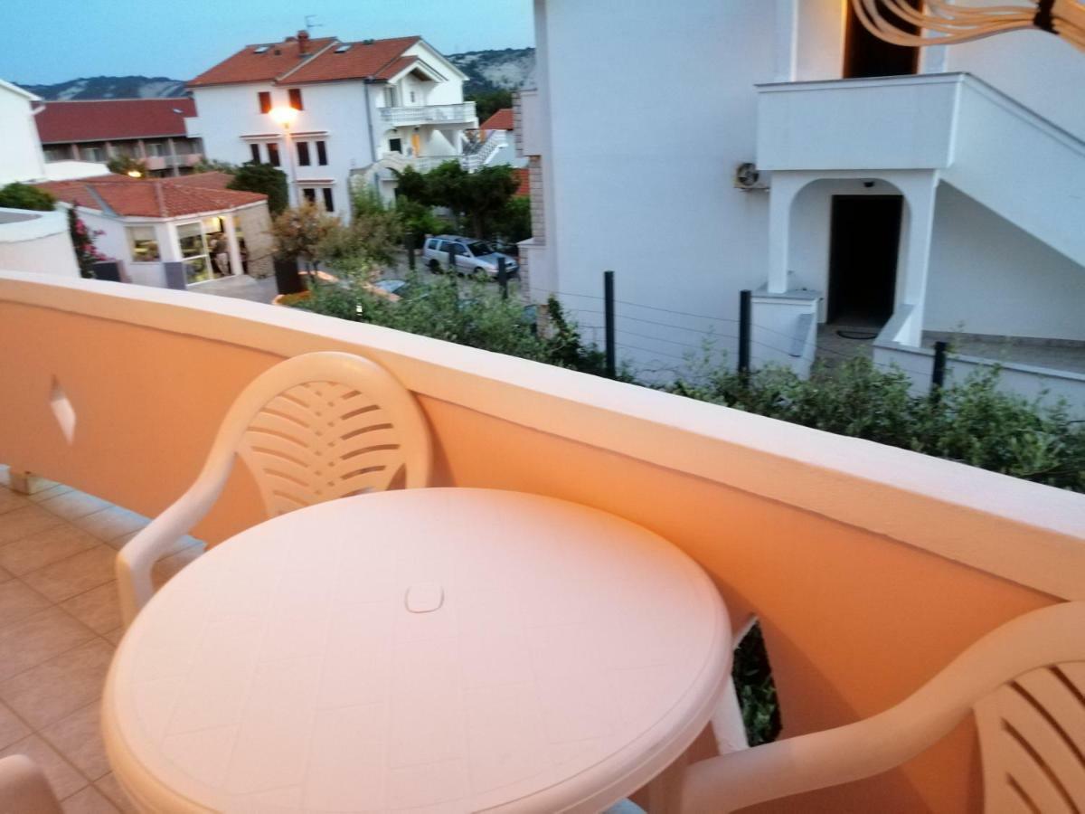 Apartmani Simon Lopar Exterior foto
